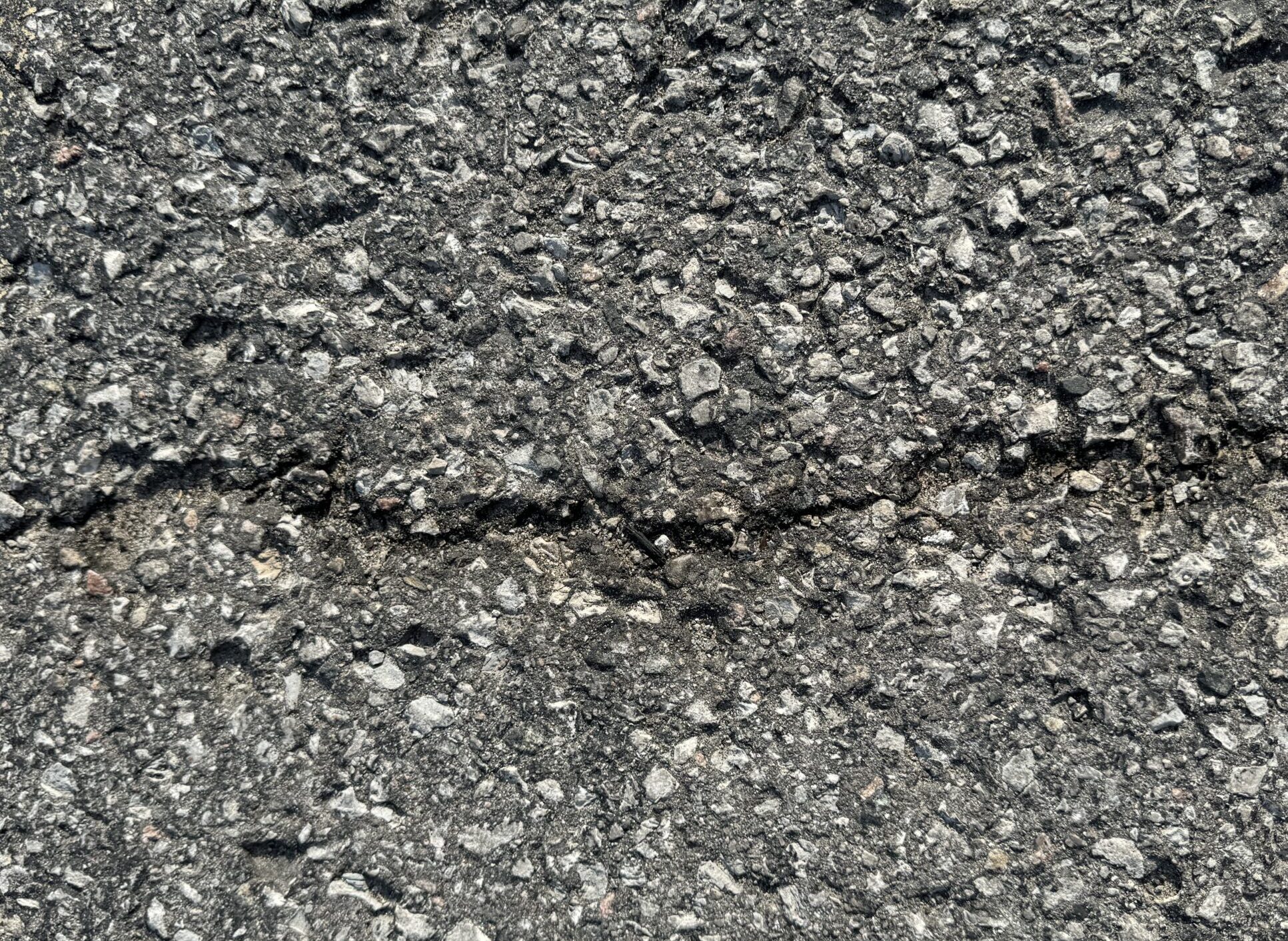 Asphalt crack